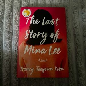 ✨•The Last Story of Mina Lee hardcover book•✨